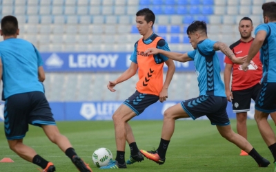 Capó, en un entrenament, al centre de la imatga | CE Sabadell